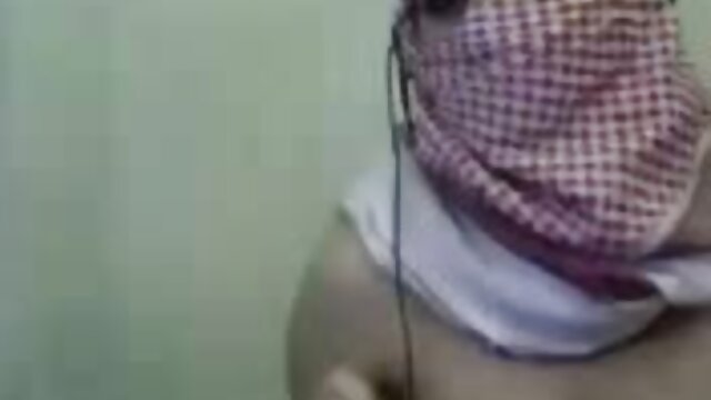 二つのcocks赤毛と入れ墨ボディは、アマチュアポルノの男を落ち着かせる エッチ 動画 女性 用