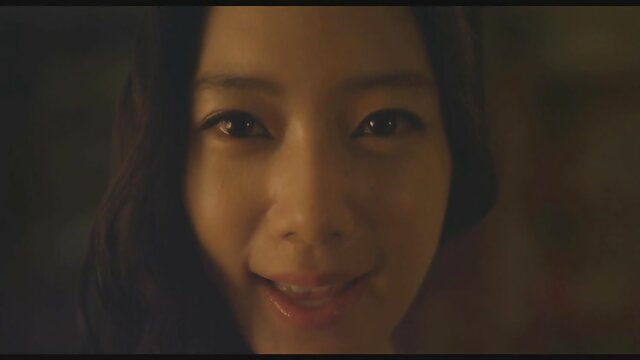 膣を舐めて手を叩く情熱的な現役レズビアン18歳 無料 av 動画 女性 用