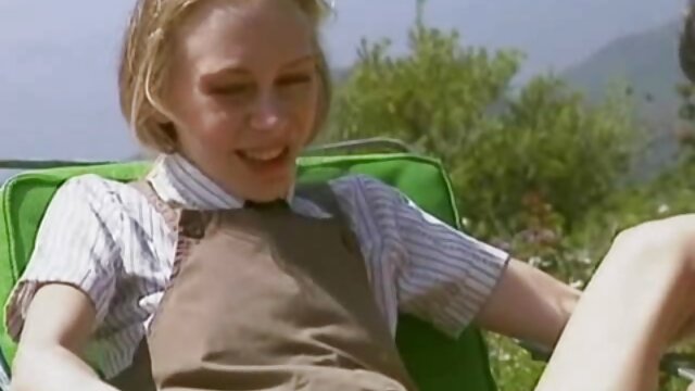 ケントフライ二人のロシアの女の子。 女性 用 無料 ビデオ