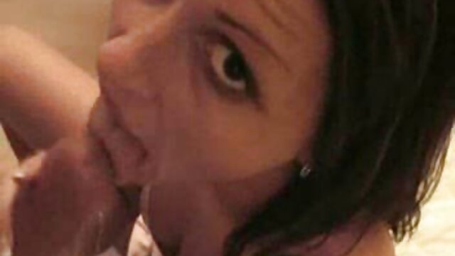十代のゲイは、彼の指と彼のコックで友人の肛門を開発する 女性 用 動画 無料