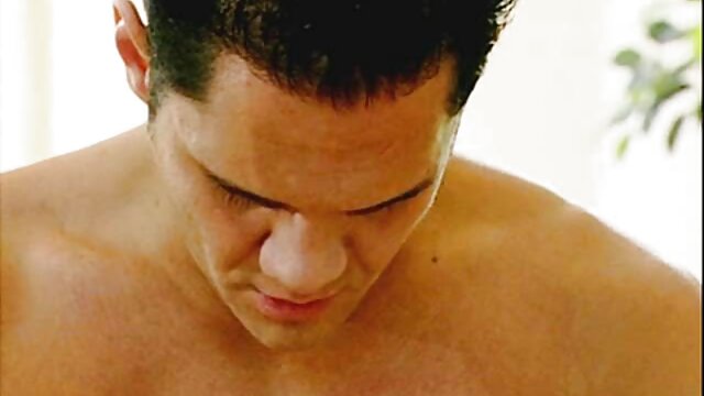 若い愛人を積極的に運指クソ男とオナニー 女性 用 アダルト 画像