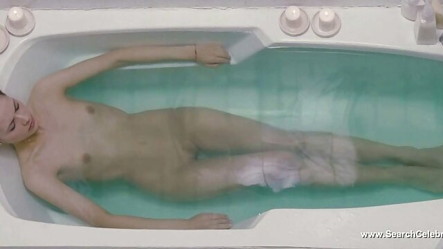 黒と白の男性は台無しにされます。 女性 用 エロ ビデオ