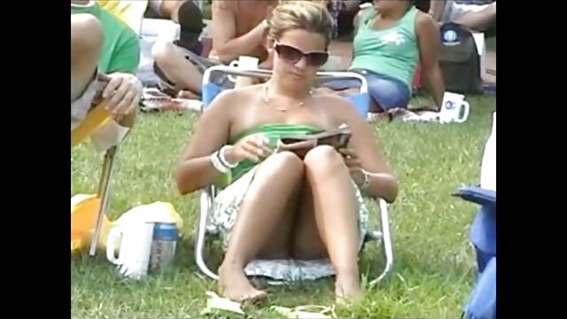 スタッドロシア与えた吸うと単にお尻二つのスリム愚痴 無 修正 動画 女性 向け