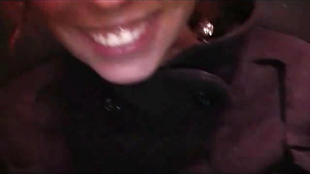 Cody Steeleはママの友人をファックします。 av 動画 女性 用