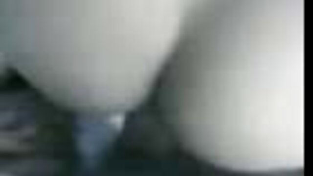 黒ストッキングの女は彼女の肛門を舐める奇妙な奴隷を作る 無料 セックス 動画 女性 向け